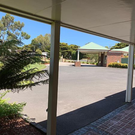 Arthur Phillip Motor Inn Cowes Exterior photo