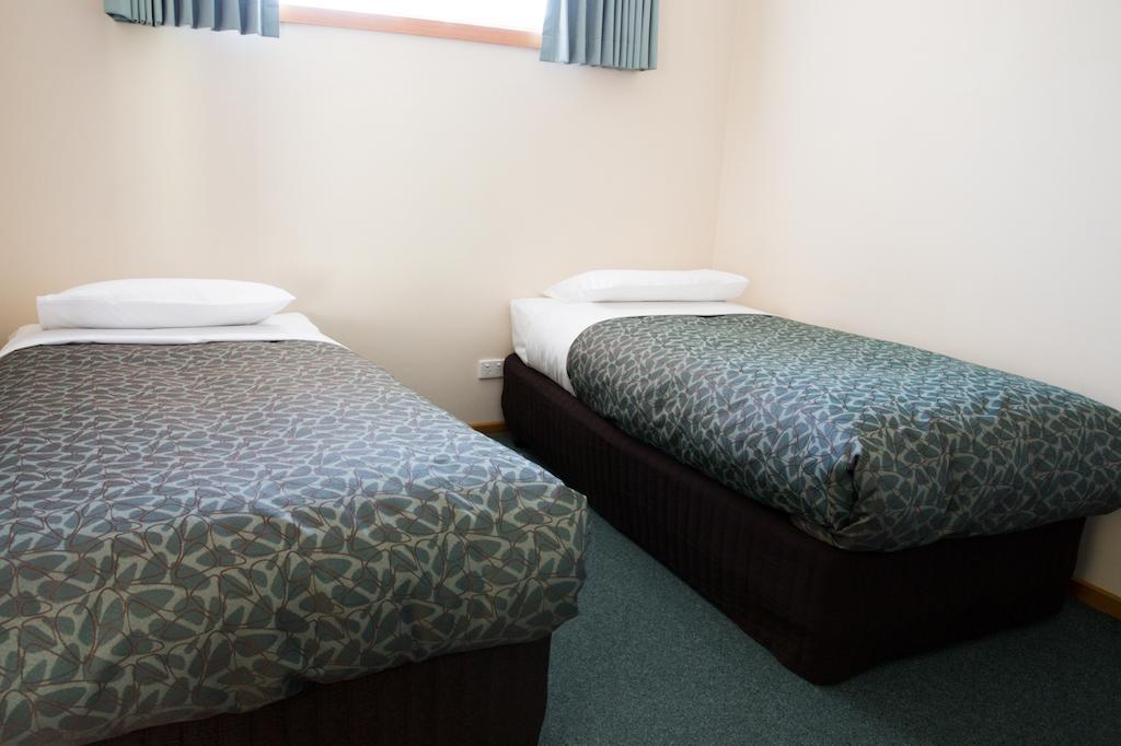 Arthur Phillip Motor Inn Cowes Room photo