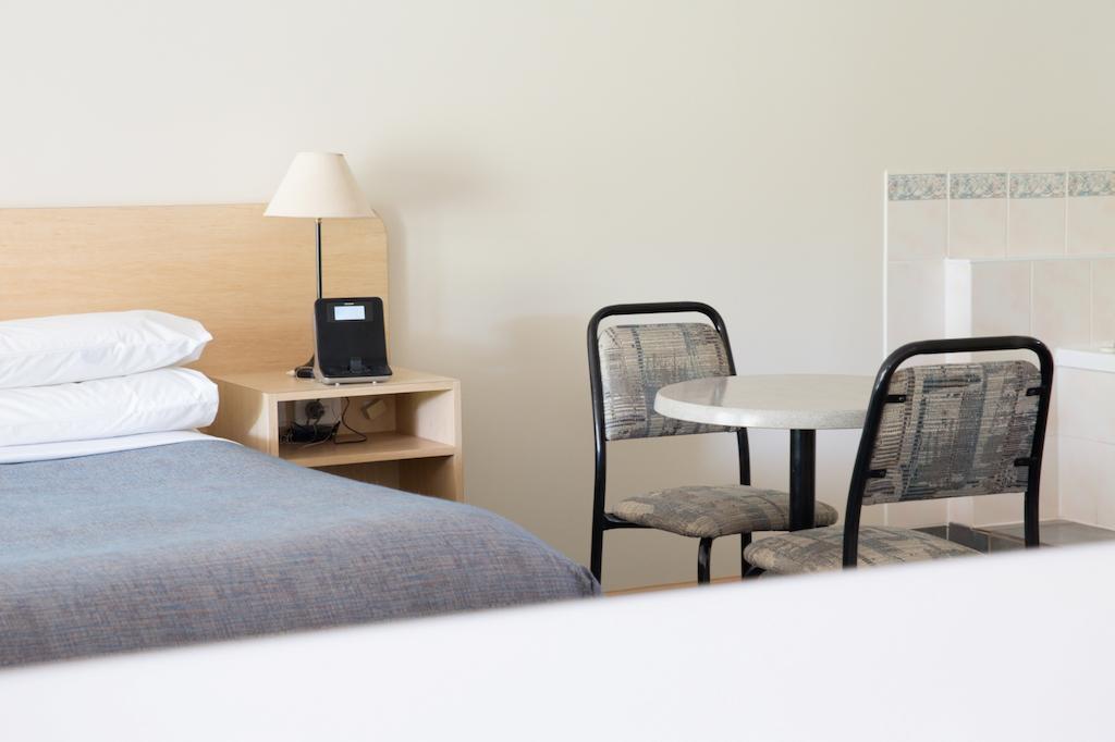 Arthur Phillip Motor Inn Cowes Room photo